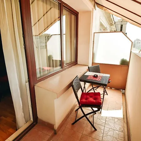 Nottara Vintage Studio Apartment